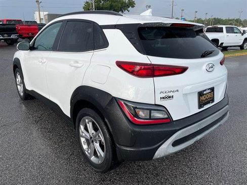 Used 2022 Hyundai Kona SEL image 7
