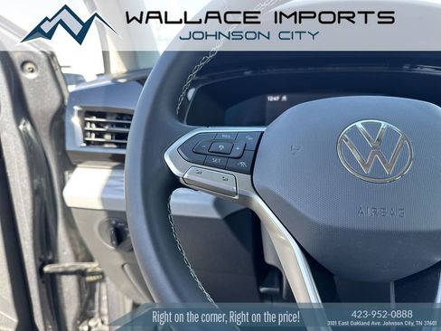Certified 2022 Volkswagen Taos S AWD/4WD image 29