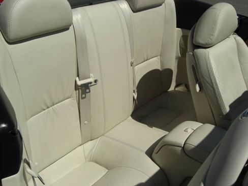 Used 2005 Lexus SC 430 Convertible RWD image 22
