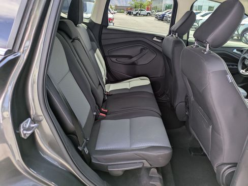 Used 2018 Ford Escape SE FWD image 30