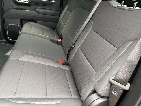 New 2026 GMC Sierra 1500 SLE w/ X31 Off-Road Package image 5