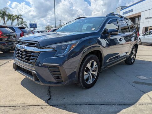 Certified 2023 Subaru Ascent Premium w/ Convenience Package image 8