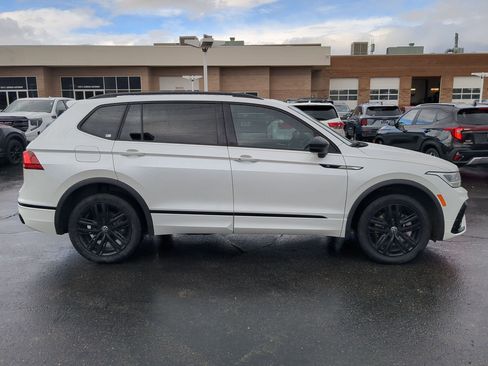 Used 2022 Volkswagen Tiguan SE R-Line image 7