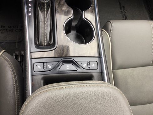 Used 2014 Chevrolet Impala LT w/ Premium Seating Package image 16