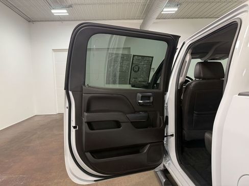 Used 2018 GMC Sierra 1500 SLT image 51