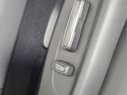 Used 2023 Honda HR-V EX-L image 24