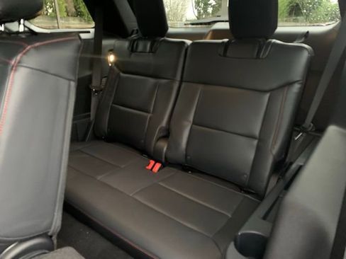 New 2026 Ford Explorer ST-Line w/ ST-Line Street Pack image 18