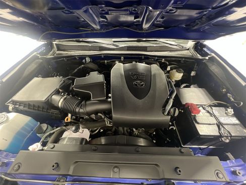 Used 2022 Toyota Tacoma SR5 image 24