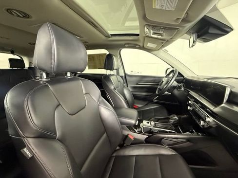 Used 2024 Kia Telluride S w/ S Sunroof Package FWD image 34