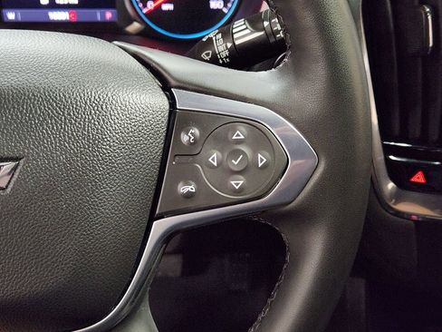 Used 2023 Chevrolet Traverse RS image 51