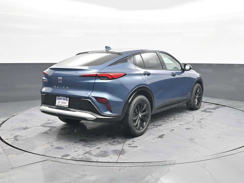 New 2026 Buick Envista Sport Touring image 7