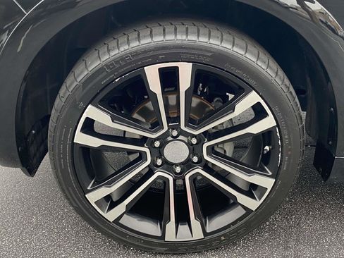 Used 2019 INFINITI QX80 Luxe w/ 22" Wheel Package image 11