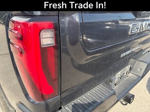 Used 2024 GMC Sierra 2500 Denali Ultimate AWD/4WD image 11