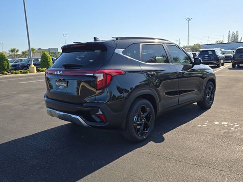 New 2026 Kia Seltos EX image 8