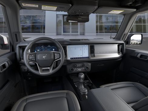 New 2026 Ford Bronco Outer Banks AWD/4WD image 9