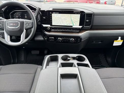 New 2026 GMC Sierra 2500 SLE w/ SLE Value Package; AWD/4WD image 9