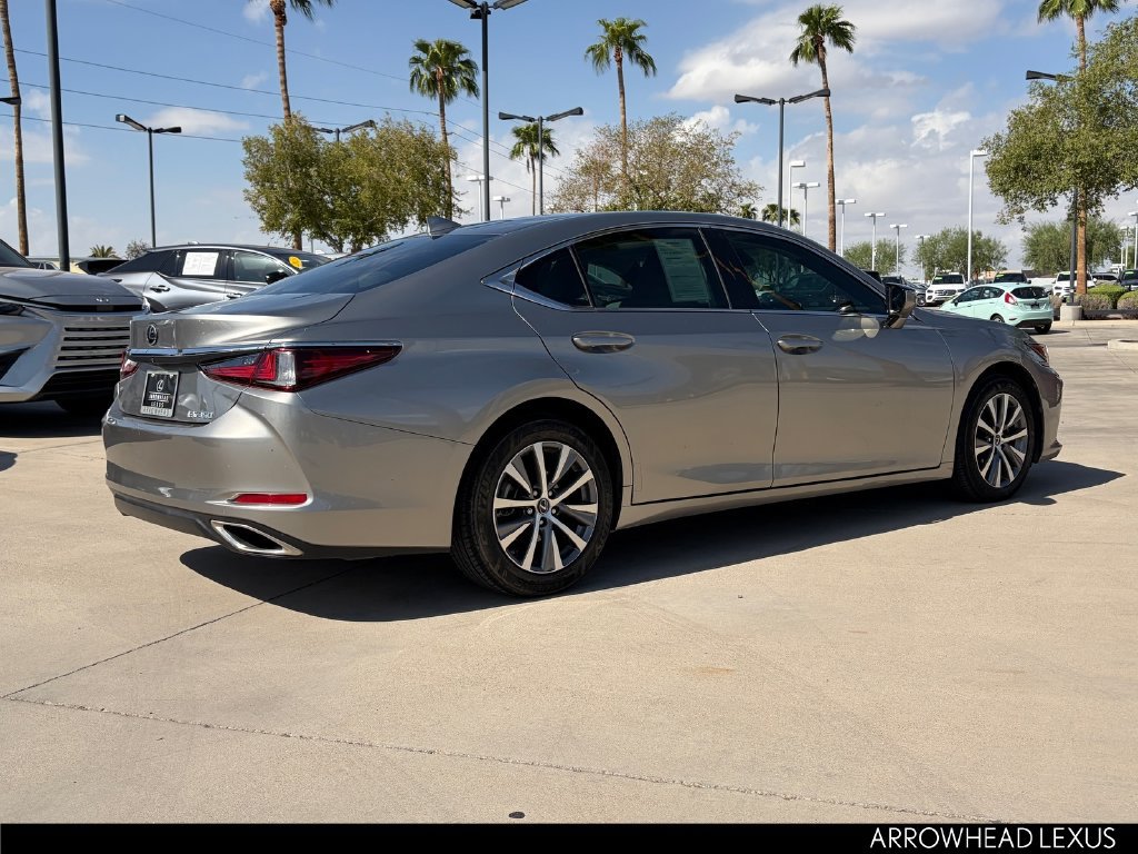 Used 2021 Lexus ES 350 w/ Accessory Package FWD image 7