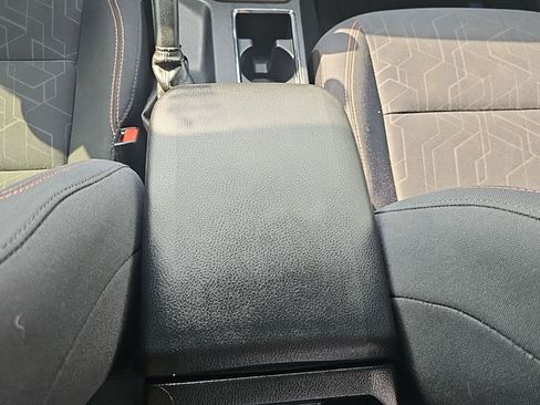 Used 2017 Toyota Tacoma TRD Sport AWD/4WD image 13