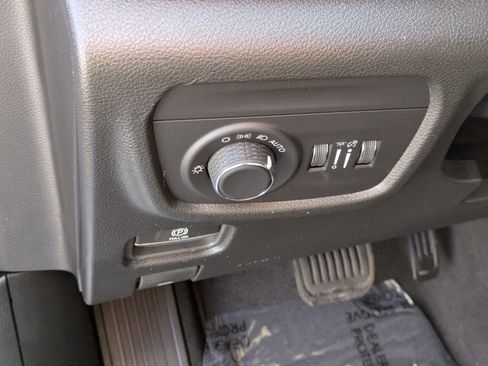 New 2026 Jeep Grand Cherokee Altitude image 14