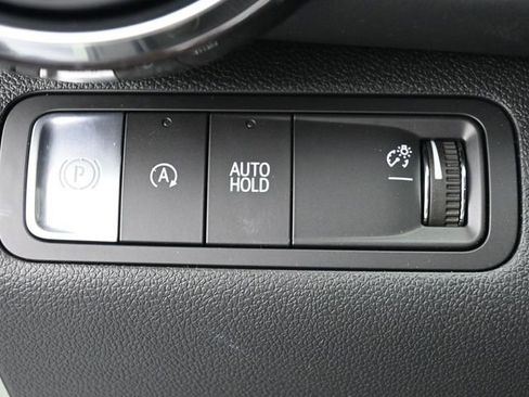 New 2026 Chevrolet Equinox LT w/ Convenience Package II image 36