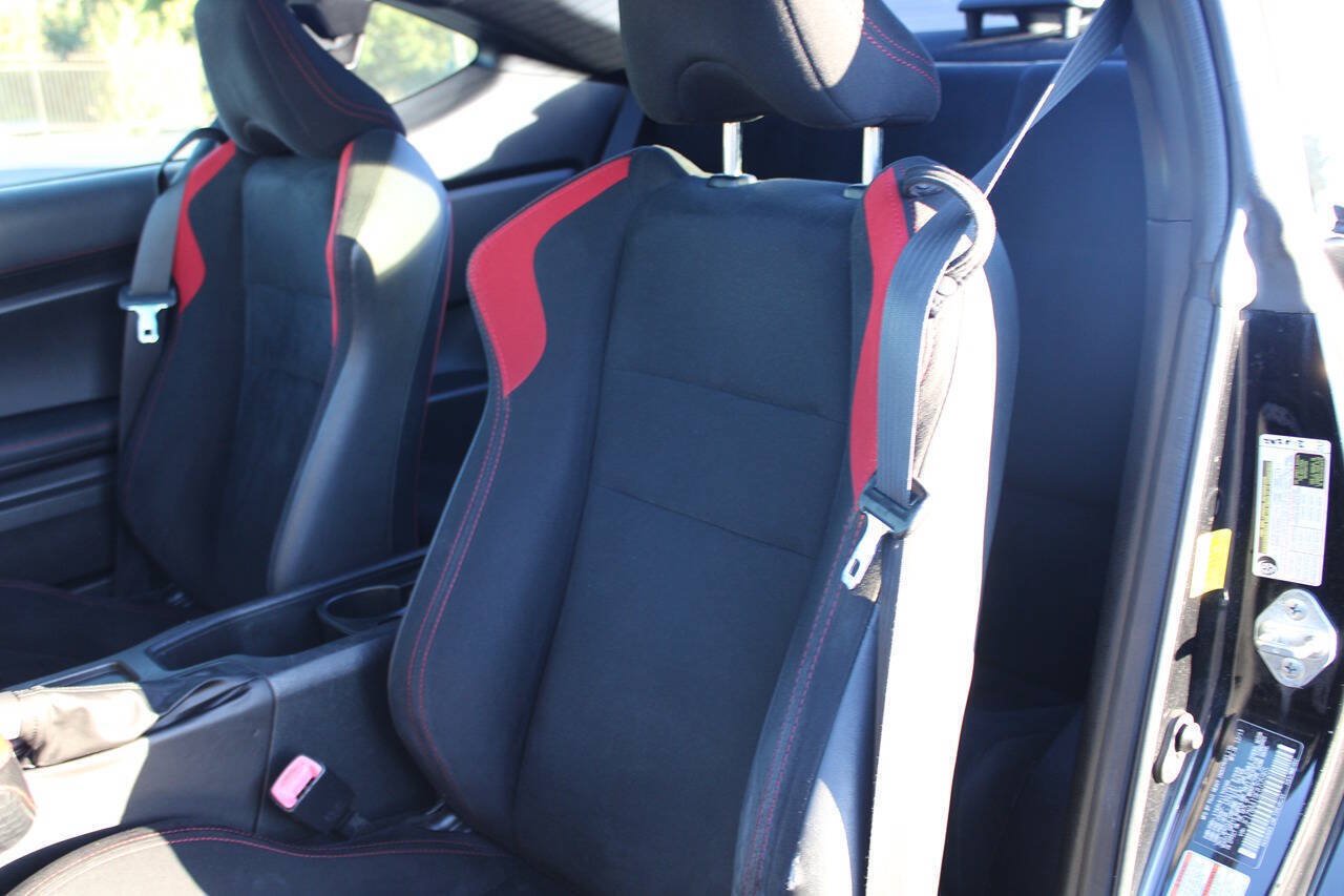 Used 2014 Scion FR-S RWD image 16