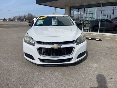 Used 2016 Chevrolet Malibu LS image 2