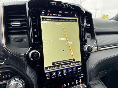 Used 2021 RAM 1500 Limited w/ Night Edition image 14