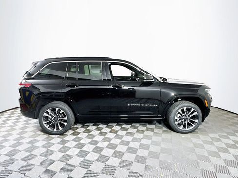 New 2025 Jeep Grand Cherokee Overland w/ Adv Protech Group III AWD/4WD image 8