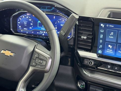 Used 2024 Chevrolet Silverado 2500 High Country w/ High Country Premium Package image 22