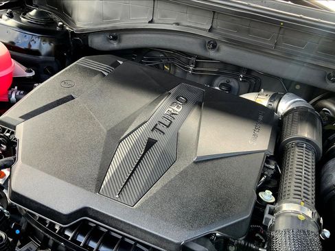 Used 2025 Kia Sorento SX Prestige w/ Olive Brown Leather Package image 34