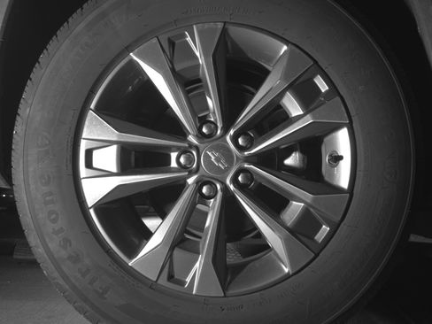 Used 2025 Chevrolet Equinox LT FWD image 15