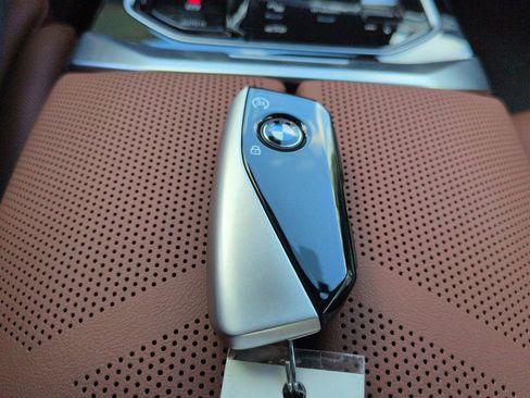 New 2026 BMW 760i xDrive 760i xDrive w/ Premium Package image 29