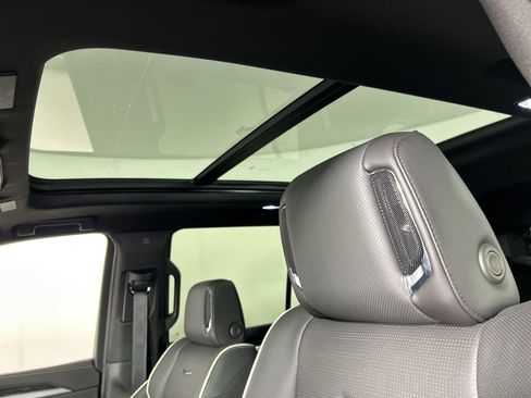 New 2025 Cadillac Escalade Sport w/ Touring Package image 8