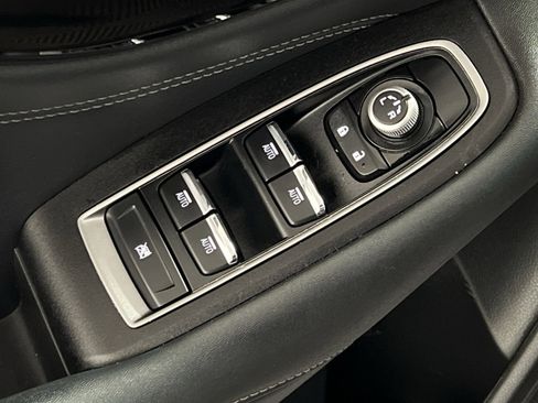 Used 2023 Subaru Outback Limited image 13