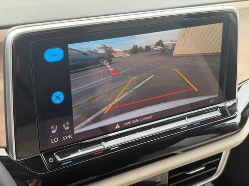 Used 2026 Volkswagen Atlas SE FWD image 27