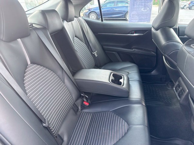 Used 2024 Toyota Camry SE w/ Cold Weather Package FWD image 29