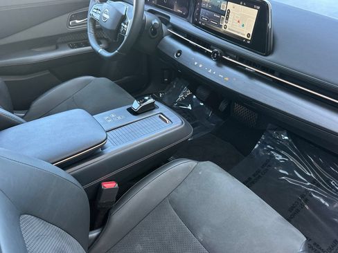 Certified 2024 Nissan Ariya FWD image 18