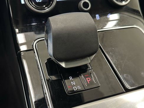 Used 2023 Land Rover Range Rover Velar S AWD/4WD image 28