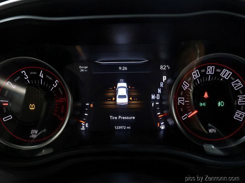 Used 2019 Dodge Challenger R/T RWD image 33