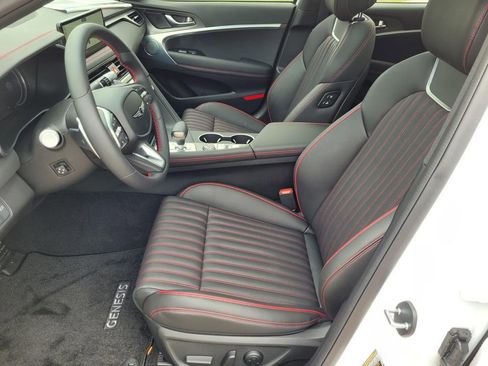 New 2025 Genesis G70 2.5T w/ Sport Prestige Package image 9