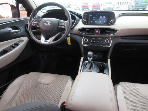 Used 2019 Hyundai Santa Fe SE FWD image 13