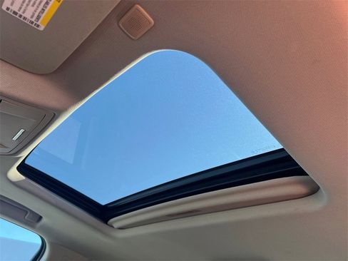 Used 2017 GMC Sierra 1500 SLT image 34