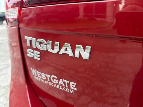 Used 2019 Volkswagen Tiguan SE AWD/4WD image 14