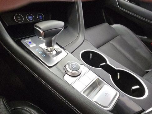 Used 2026 Genesis G70 2.5T AWD/4WD image 21