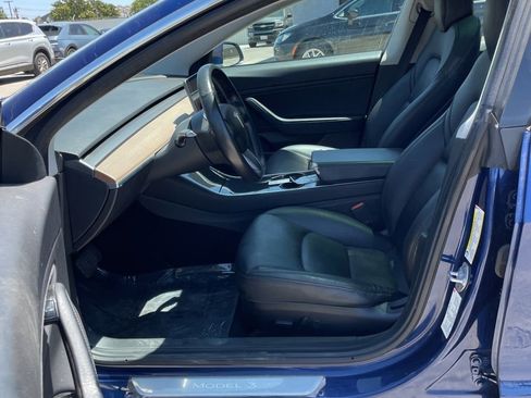 Used 2018 Tesla Model 3 Long Range RWD image 5