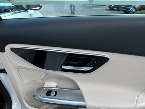 Used 2025 Mercedes-Benz C 300 Sedan image 32