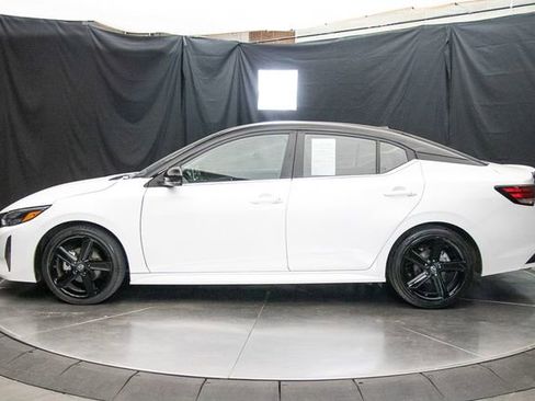 Used 2024 Nissan Sentra SR image 9