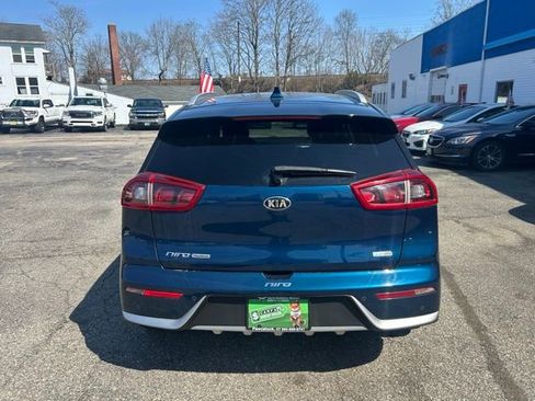 Used 2017 Kia Niro Touring FWD image 9