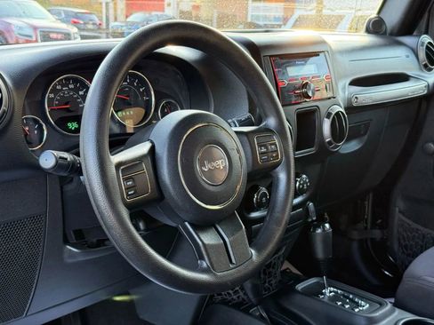 Used 2013 Jeep Wrangler Unlimited Sport AWD/4WD image 15