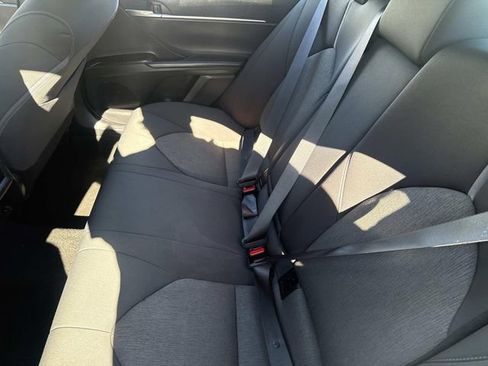 Used 2022 Toyota Camry LE image 14